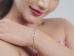Load and play video in Gallery viewer, 9K Gold Rosamund Bangle

