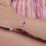 Load and play video in Gallery viewer, 9K Gold Isadora Bangle
