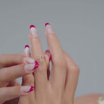 Load and play video in Gallery viewer, 9K Gold Marguerite Ring
